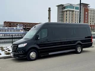 2024 Mercedes-Benz Sprinter 3500XD bus