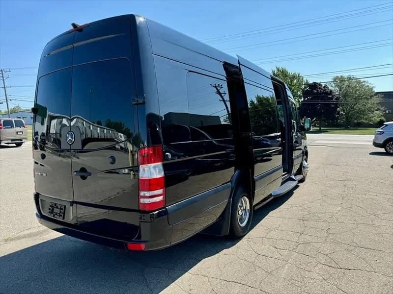 2015 Mercedes Benz Sprinter Passenger Van - Image 3