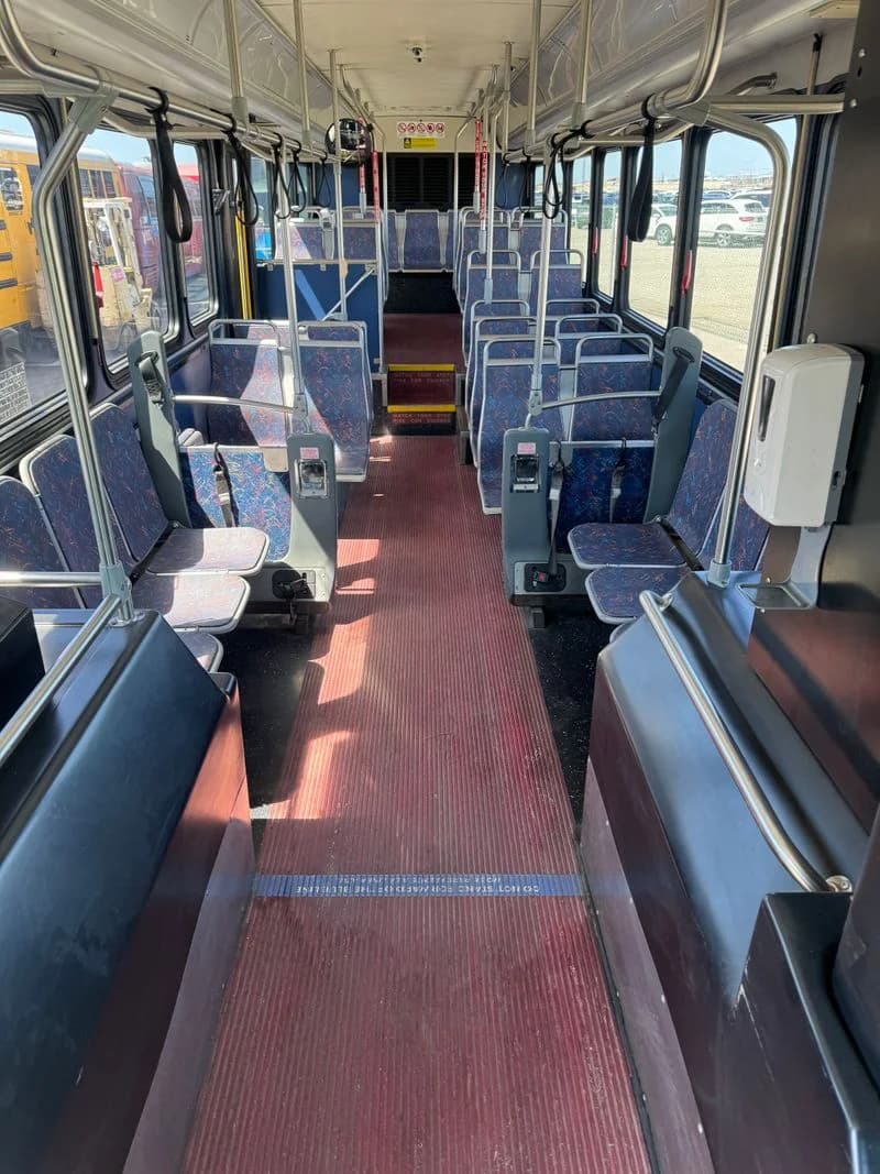 2014 Gillig G27D102N4 Low Floor Transit Bus - Image 2
