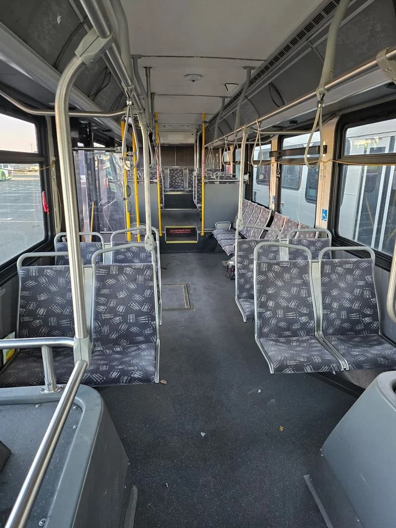 2013 New Flyer C40LFR Low Floor Transit Bus - Image 3
