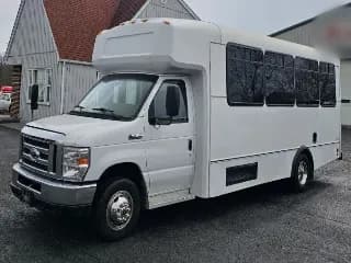 2017 Ford E450 bus