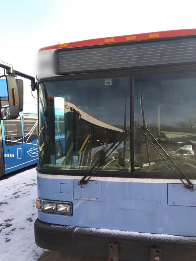 2009 Gillig Low Floor Transit Bus - Image 1