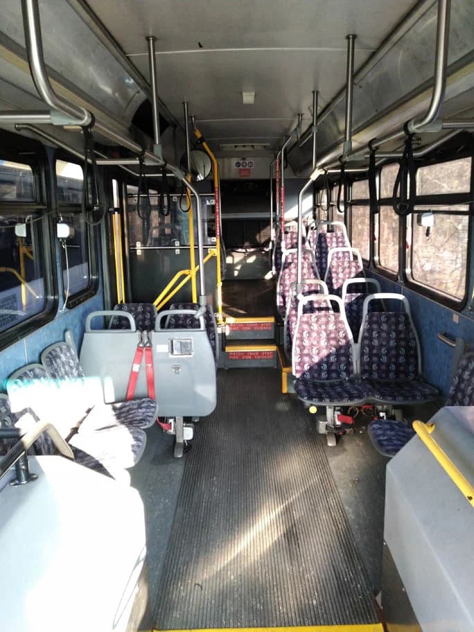 2009 Gillig 35 ft Low Floor Transit Bus - Image 3