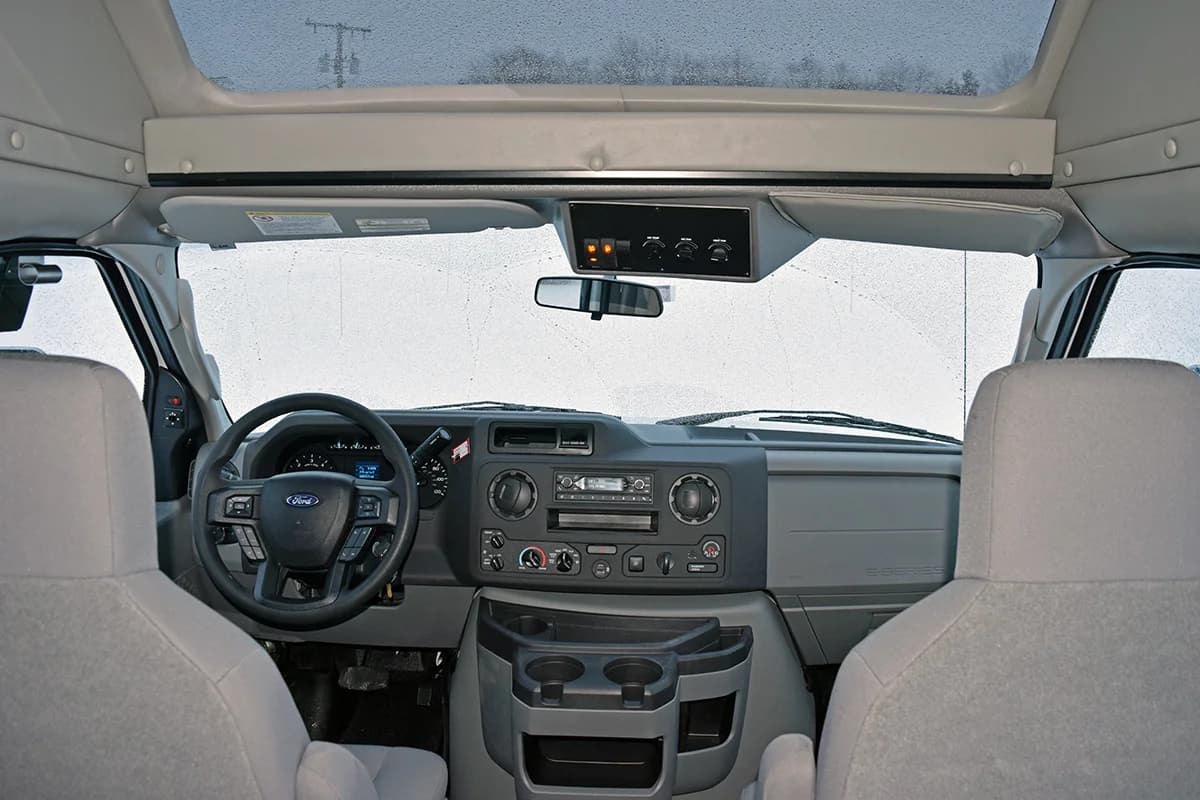 2022 Ford E350 Turtle Top Shuttle Bus - Image 7