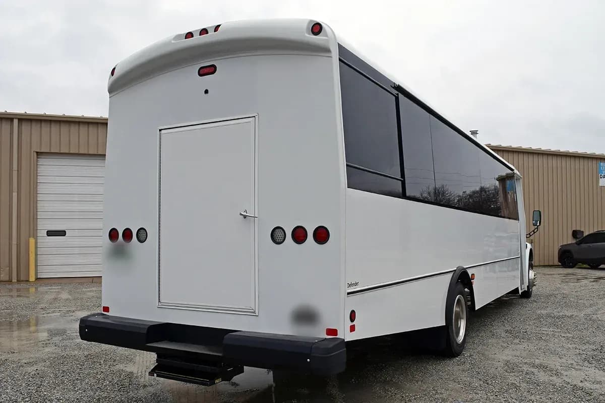 2020 Freightliner S2C Shuttle Bus - Image 3