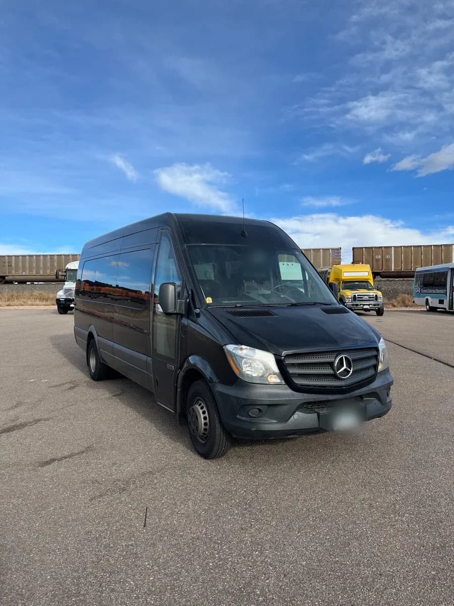 2017 Mercedes Benz LA West Shuttle Bus - Image 1