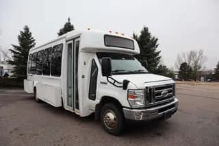 2015 Elkhart Coach ECII bus