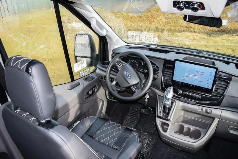 2024 Ford Transit 350 Passenger Van - Image 9