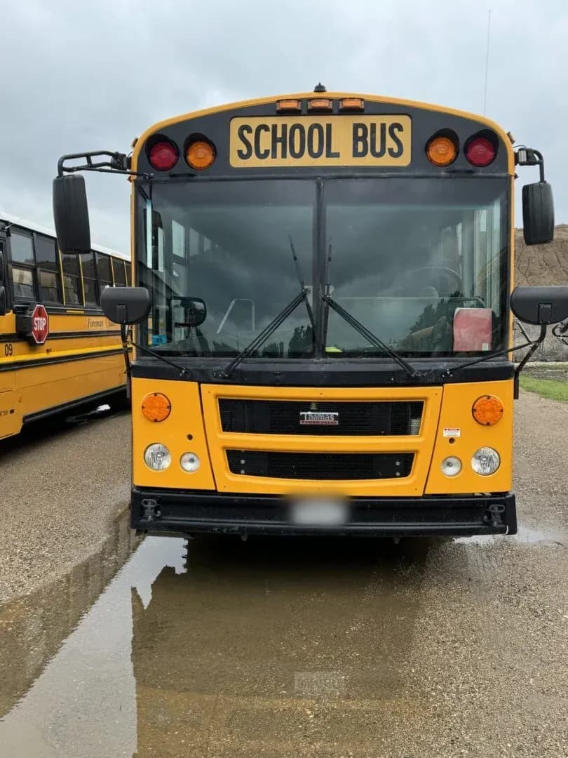 2018 Thomas EFX School Bus - Image 2