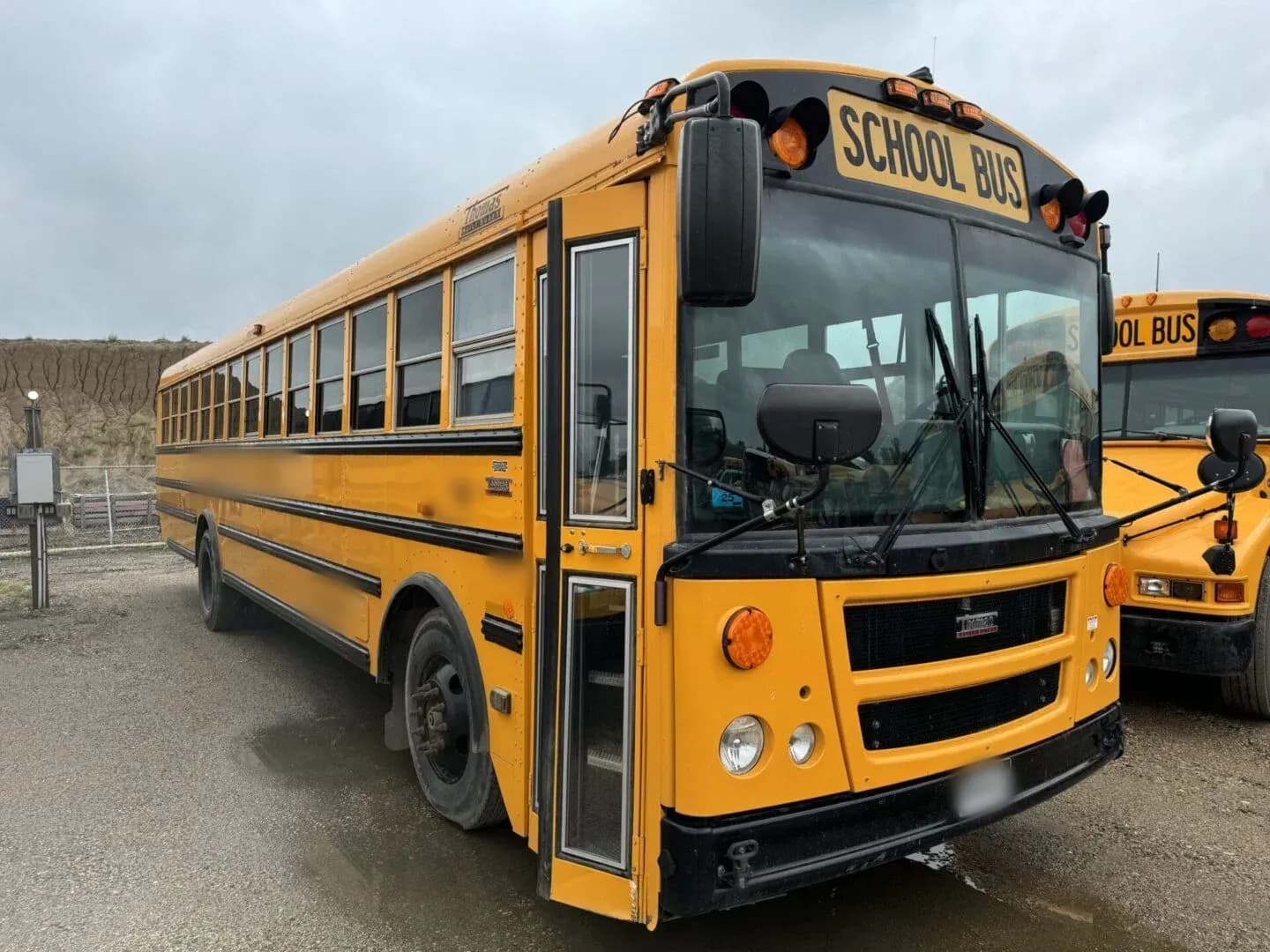 2018 Thomas EFX School Bus - Image 1