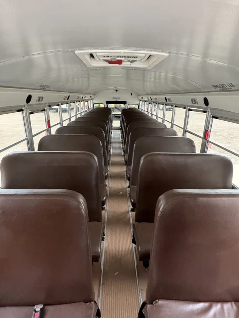 2022 Blue Bird Vision School Bus - Image 4