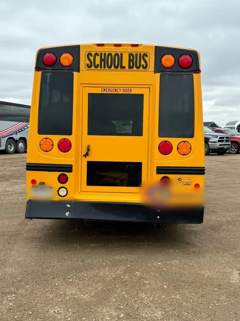 2017 Chevrolet Blue Bird School Bus - Image 3
