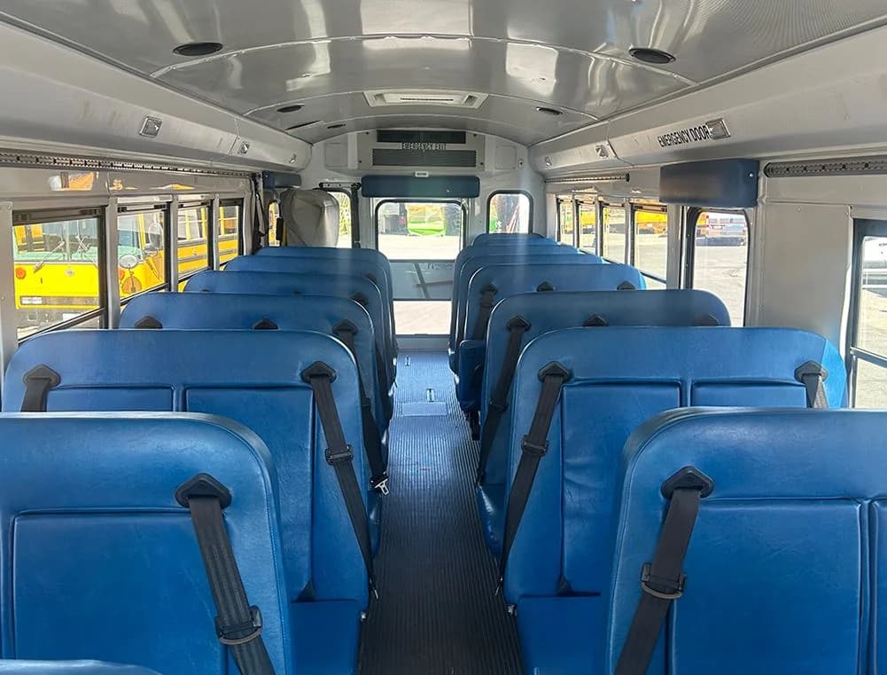 2014 Starcraft Quest XL School Bus - Image 3