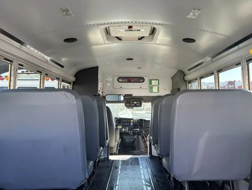 2015 Thomas 4500 Type A School Bus - Image 4