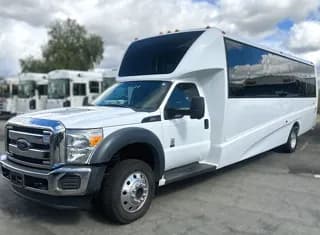 2015 Ford F550 bus