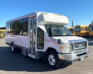 2015 Ford E450 bus