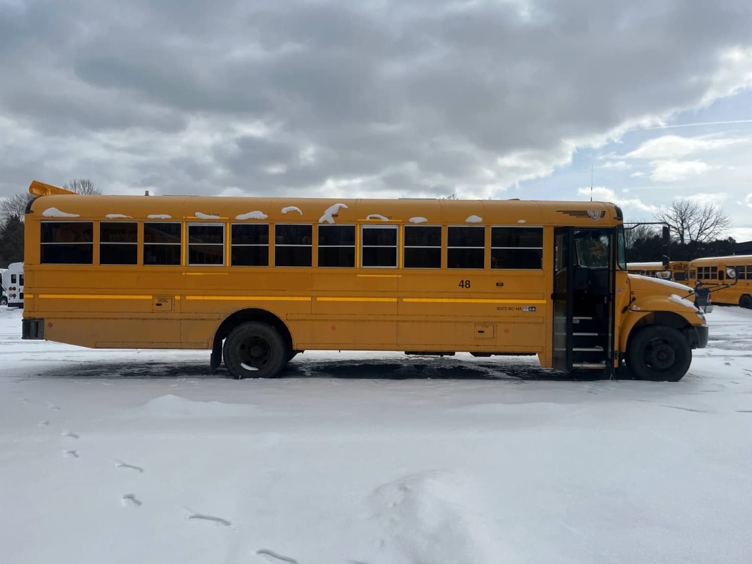 2017 International CE Conventional School Bus - Image 3
