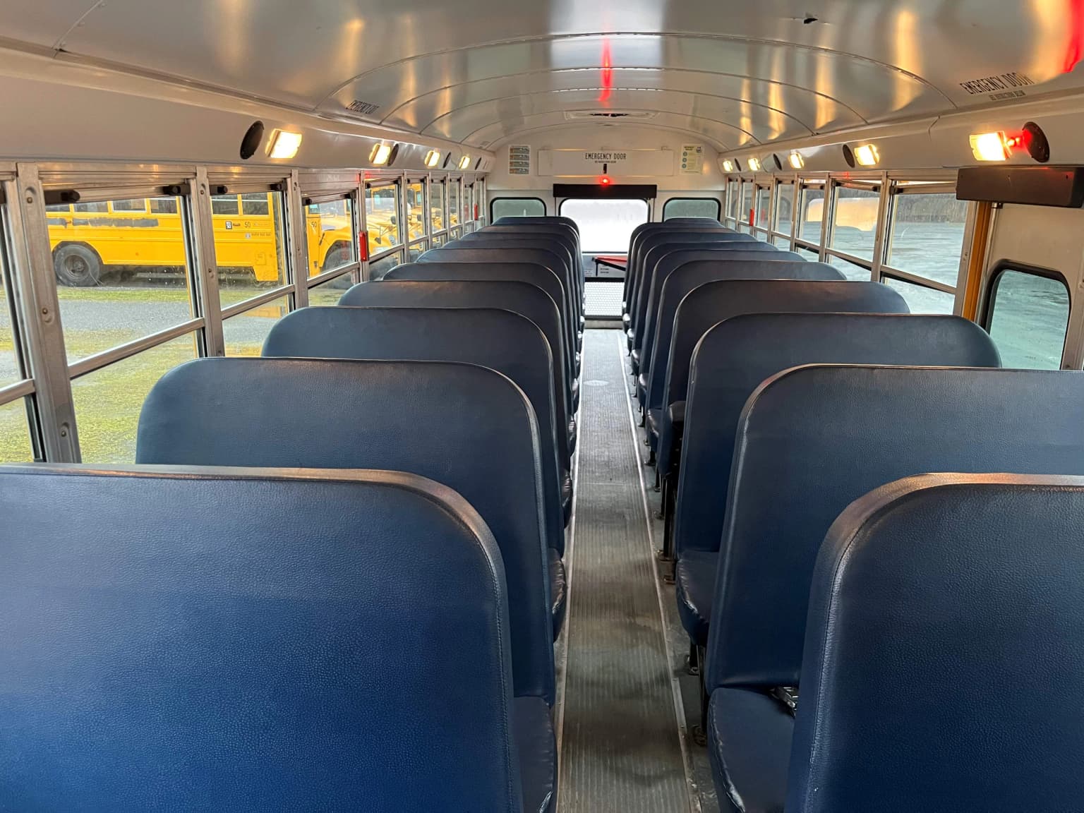 2017 Blue Bird Vision School Bus - Image 6