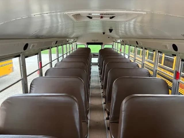 2018 Blue Bird Vision School Bus - Image 6
