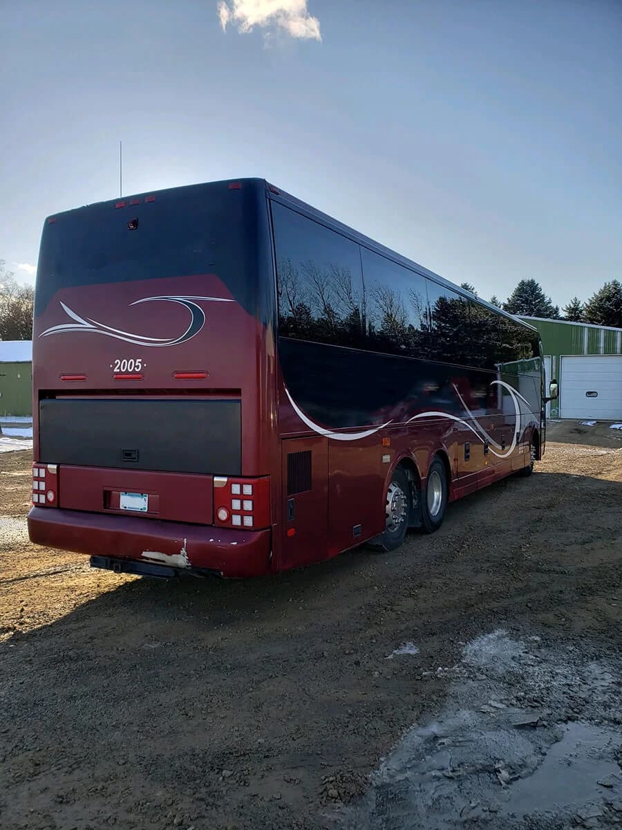 2005 VanHool T2145 Coach Bus - Image 3