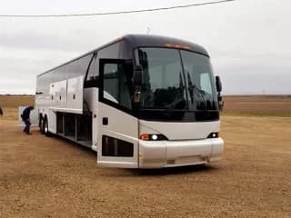 2010 Motor Coach Industries J4500 bus