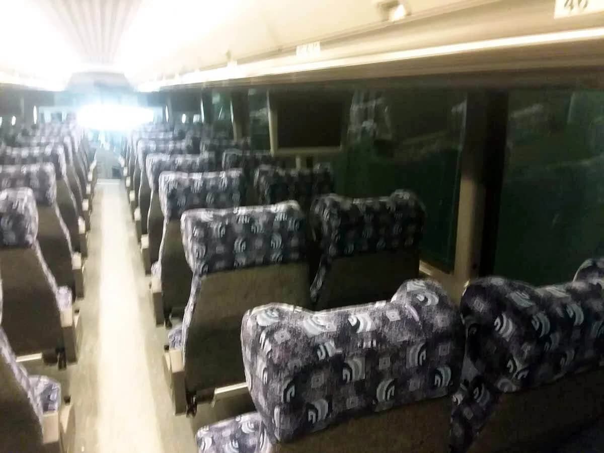 2008 MCI J4500 Coach Bus - Image 7
