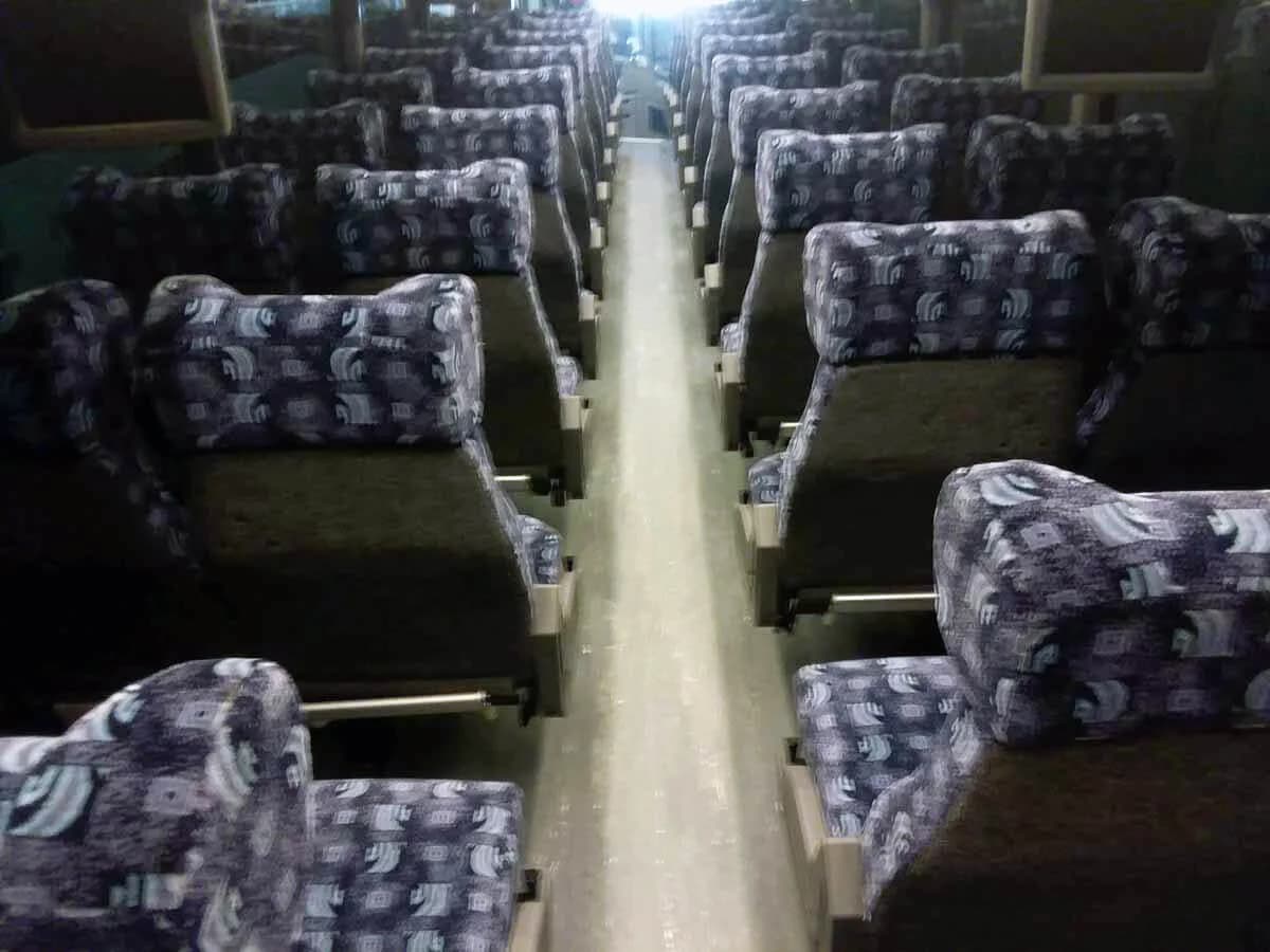 2008 MCI J4500 Coach Bus - Image 9