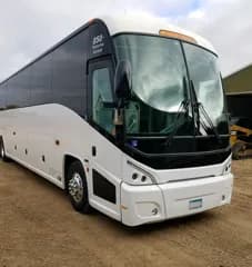 2010 Motor Coach Industries J4500 bus