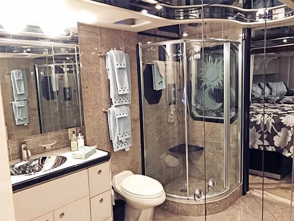 2000 Prevost H345 Motorcoach Conversion - Image 5