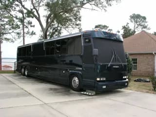 1994 Motor Coach Industries 102DL3 bus