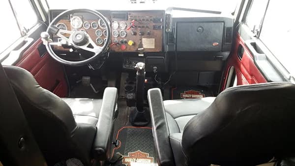 377 Peterbilt #22228 - Image 3