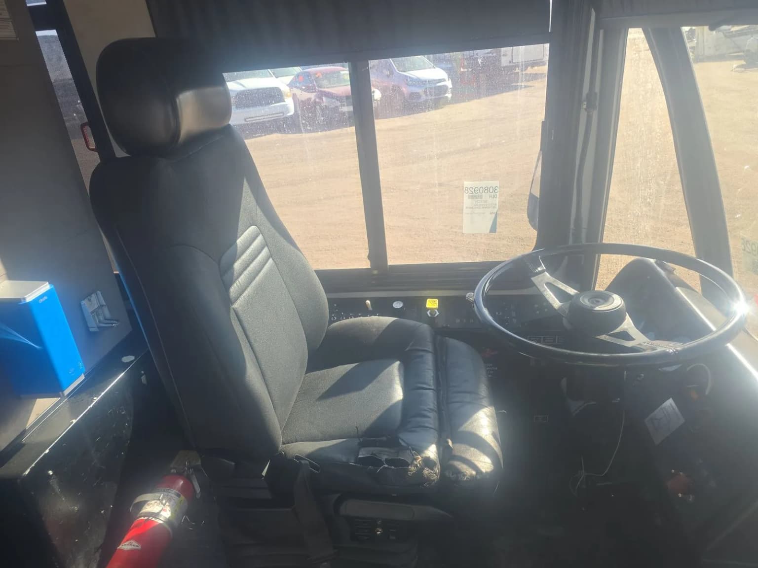 2017 El Dorado AXESS Shuttle Bus - Image 8