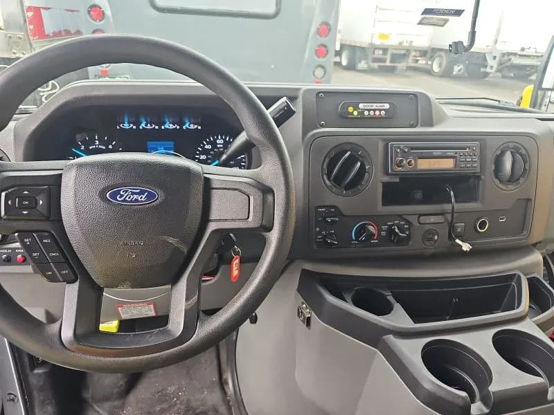 2022 Ford E-450 Shuttle Bus - Image 3