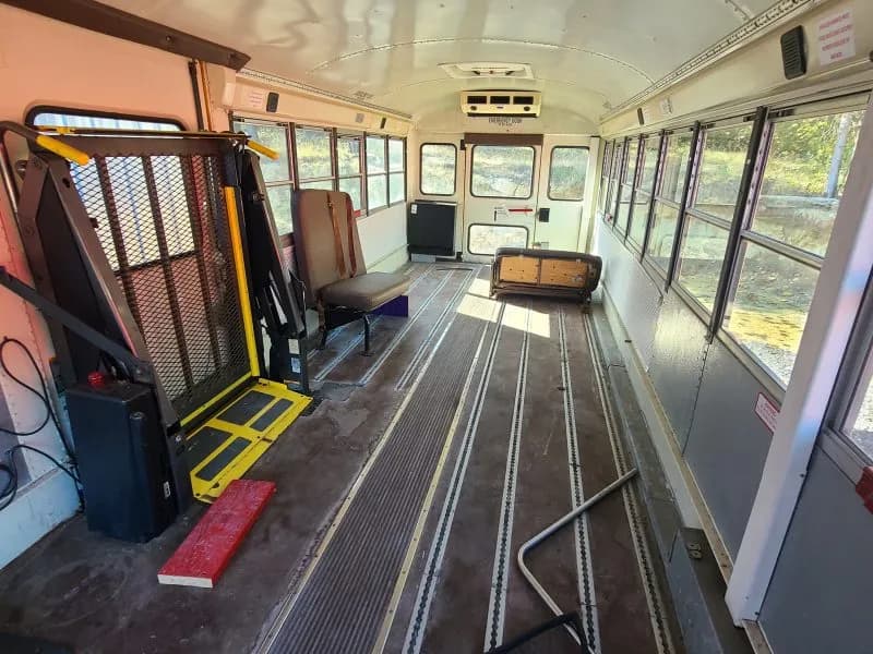 2007 IC Navistar 3000 School Bus - Image 6