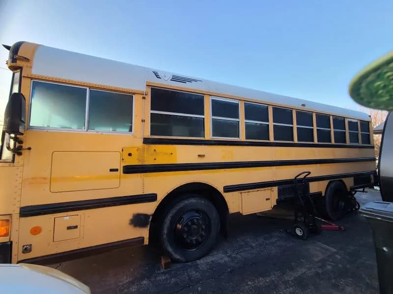 2007 IC Navistar 3000 School Bus - Image 2