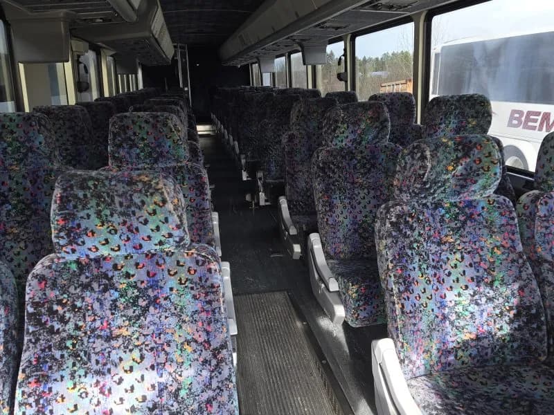 2007 MCI D4505 Motor Coaches - Image 5