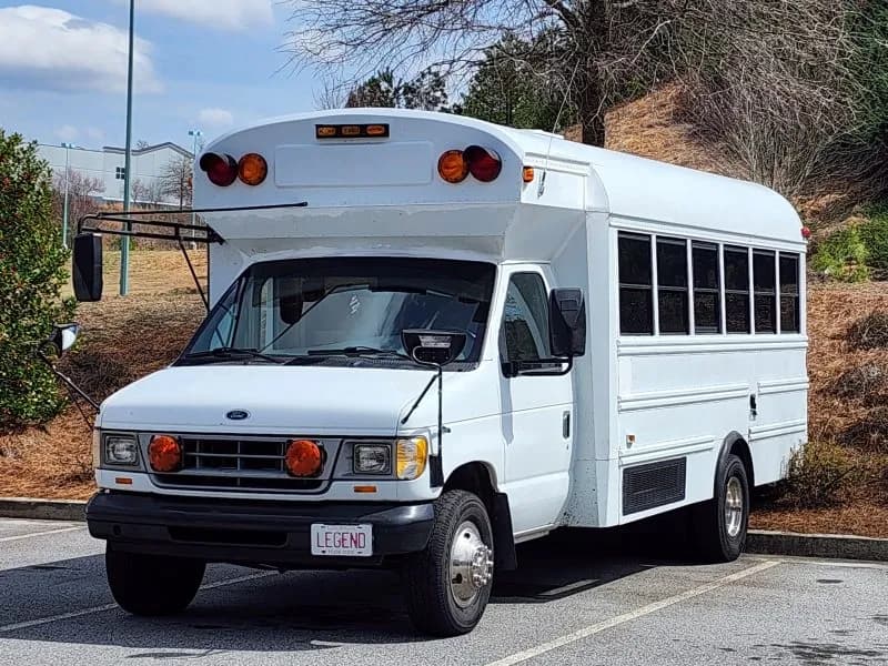 2000 Ford Sturdibus Conversion - Image 1