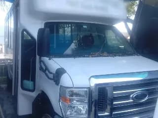 2013 Ford F450 bus