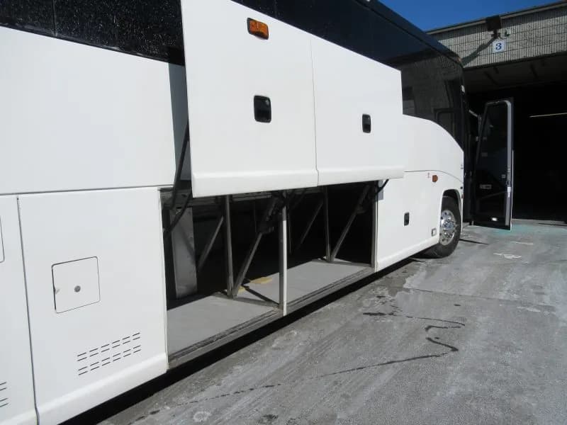 Group of 3 2018 MCI J4500 Motor Coaches - Image 7