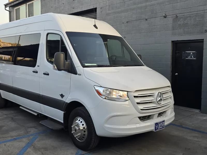 2022 Mercedes Sprinter 3500XD Shuttle Bus - Image 3