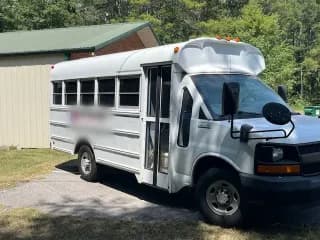 2007 Chevrolet Express bus
