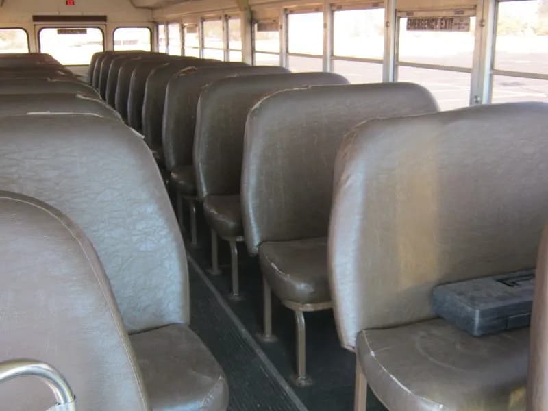 1990 Blue Bird TC2000 Activity Bus - Image 8