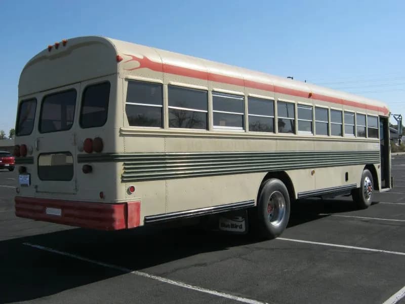 1990 Blue Bird TC2000 Activity Bus - Image 3