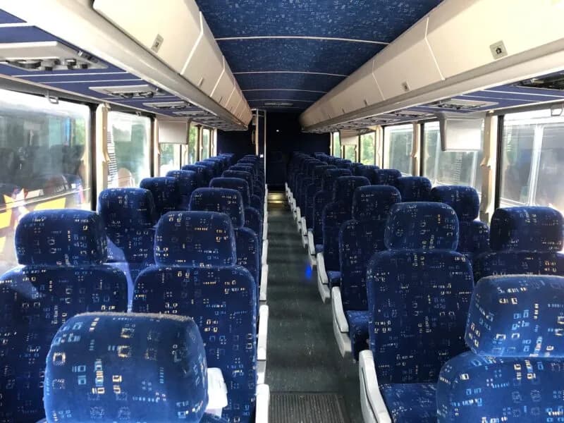 2007 MCI D4005 Motor Coaches - Image 5