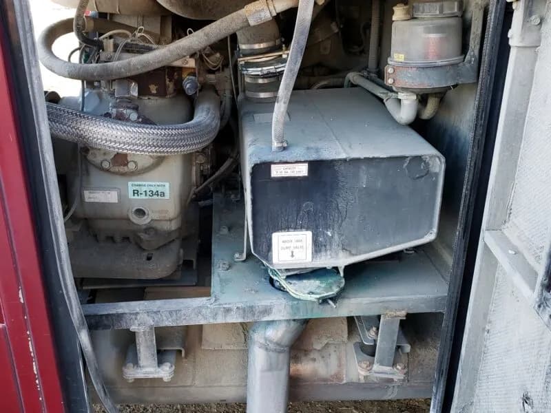 2005 Van Hool T2145 Motor Coaches - Image 7