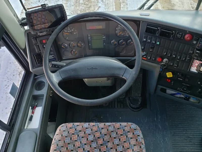 2005 Van Hool T2145 Motor Coaches - Image 4