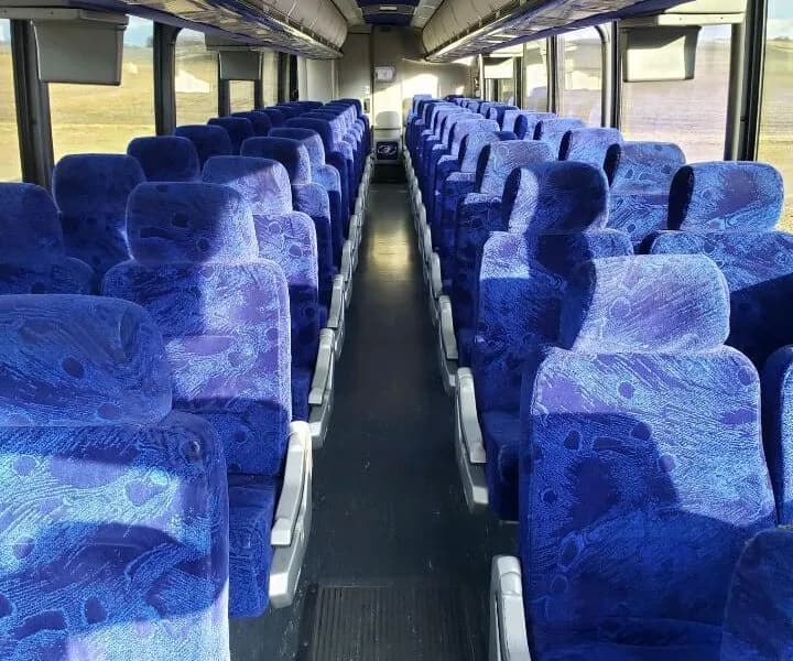 2003 MCI J4500 Motor Coaches - Image 8