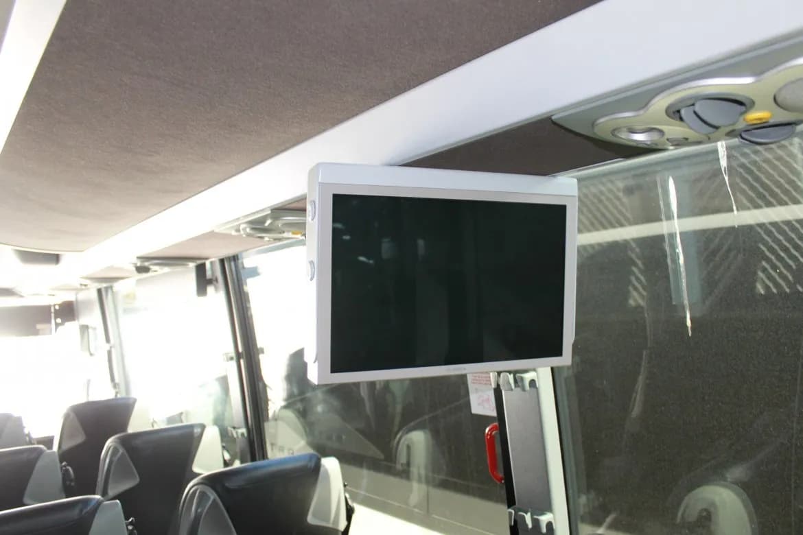 2013 Setra Coach Bus - Image 9
