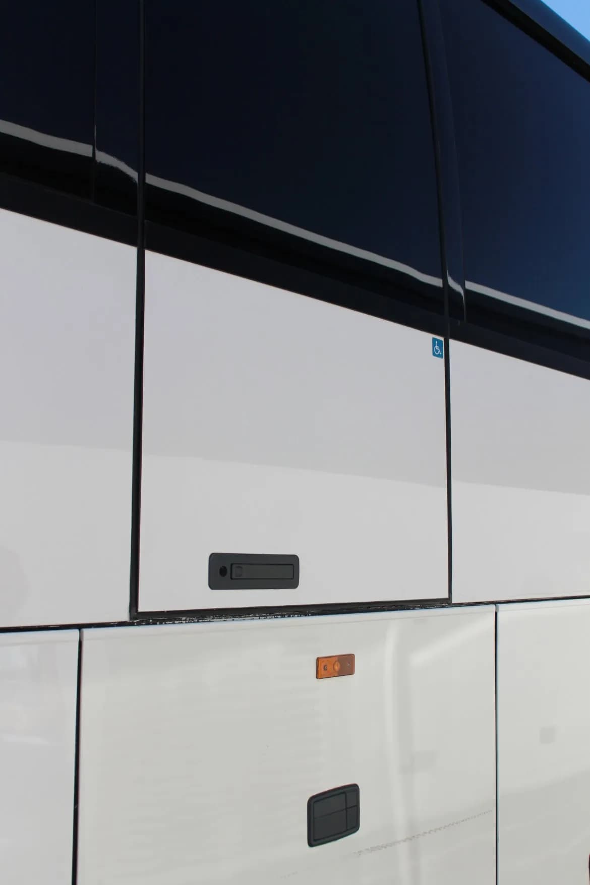 2013 Mercedes Benz Setra Coach Bus - Image 8