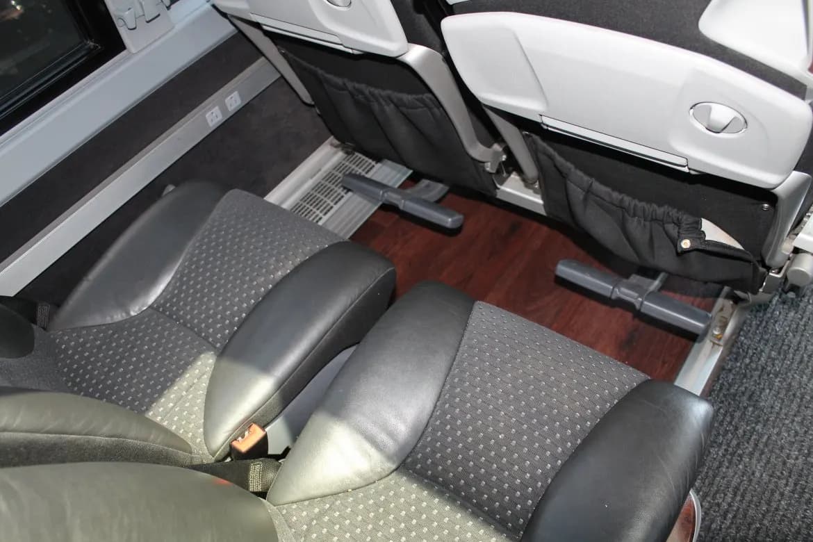2012 Setra Coach S 417 Motorcoach - Image 6